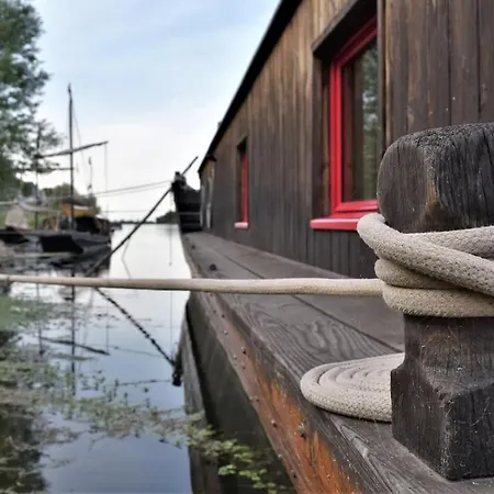 Ботель Bateau Typique De Loire, Site Classe.